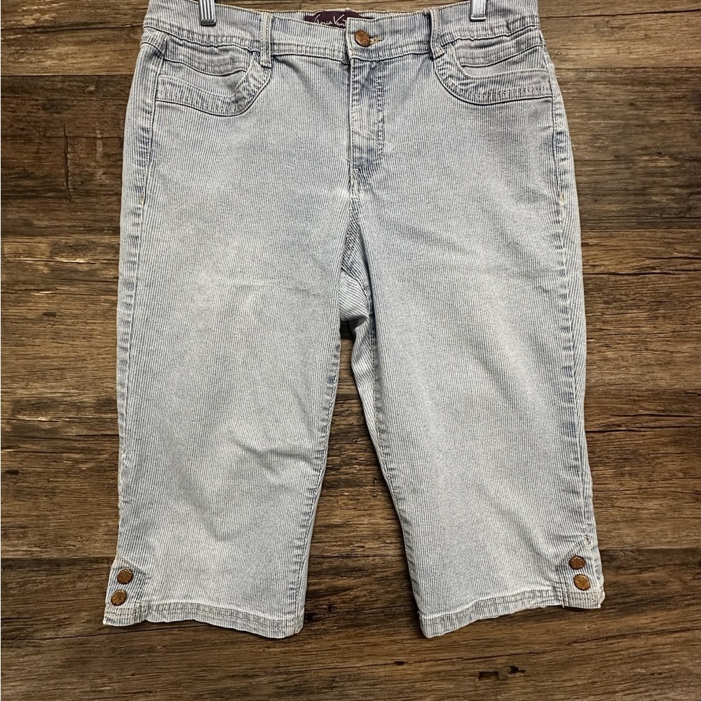 Gloria‎ Vanderbilt Light Blue Jean Bermuda Shorts